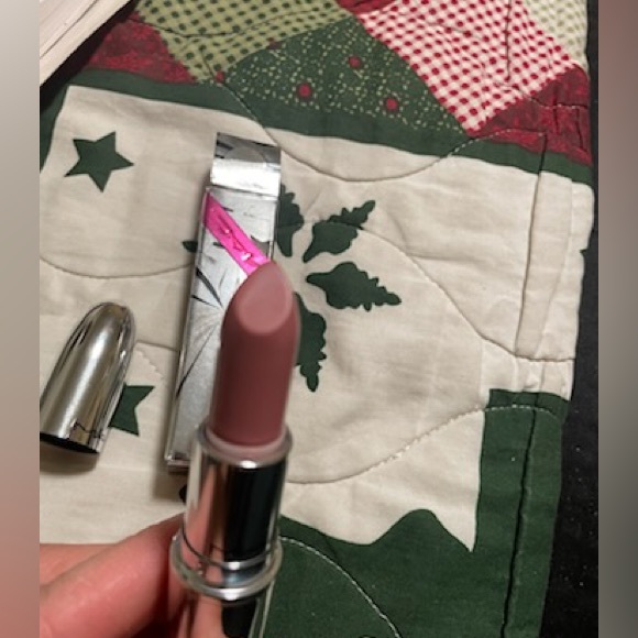 MAC BABETOWN Lipstick ~ . NEW NIB authentic - Picture 4 of 8
